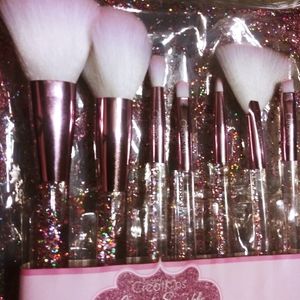 Beauty creations liquid sparkle rose brushes